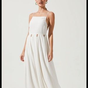 COPY - ASTR the label Panthea Cutout Maxi Dress (White) size small